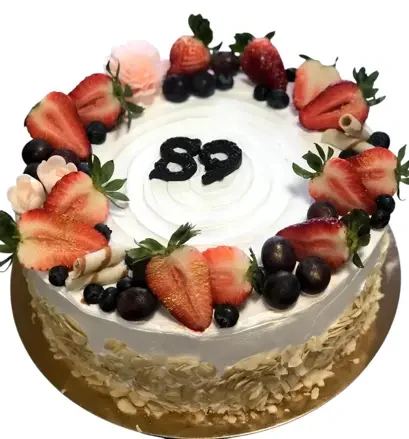 Torta narodeninová krémová s ovocím